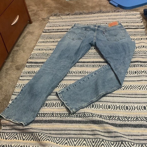 Jeans - Picture 2 of 4